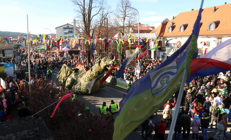 PUSTNI KARNEVAL PUSTOLETJE 98E FOTO LJUBO VUKELIČ