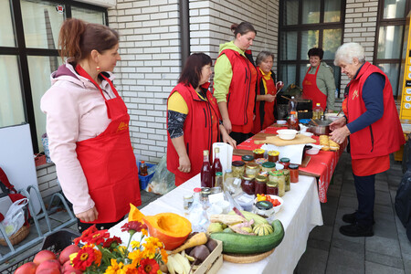 Jesenski sejem in bazar semen 08 Foto Ljubo Vukelič